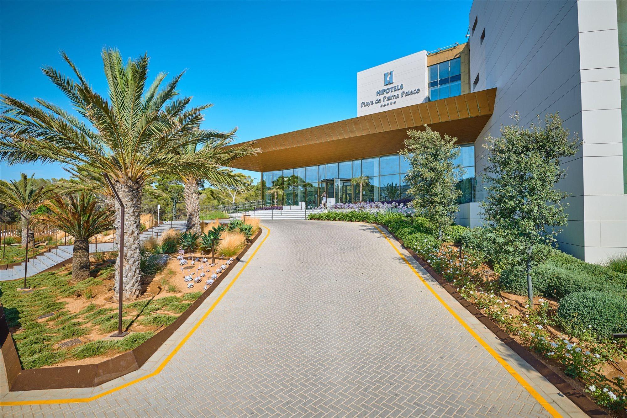 Hipotels Playa De Palma Palace&Spa (Adults Only) Екстериор снимка Entrance of the hospital